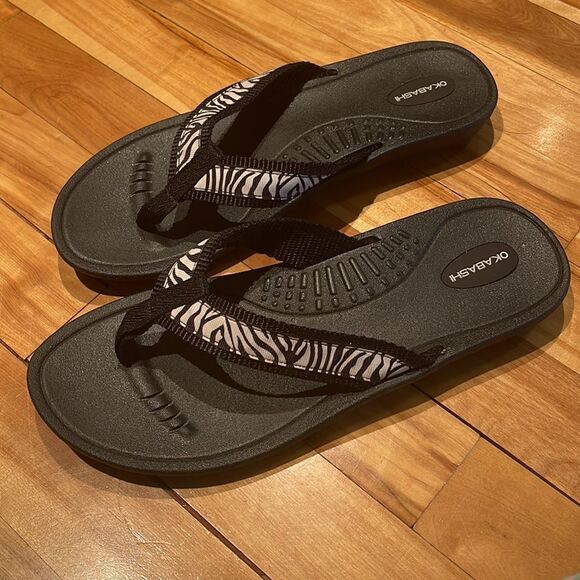 Okabashi black woven zebra thong strap sandals. Large. New. - Picture 2 of 5